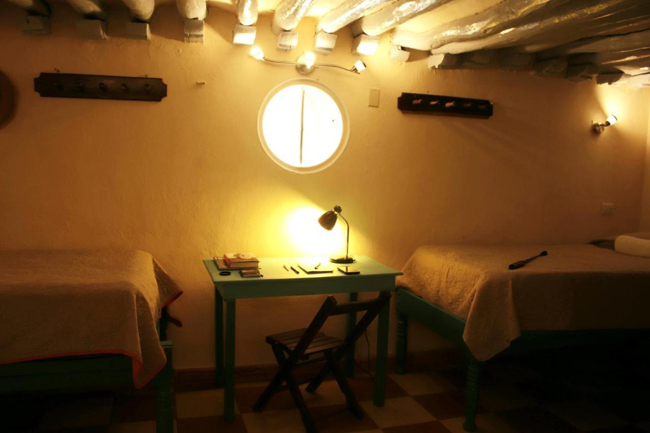 Hostel Candelaria Валядолид Екстериор снимка