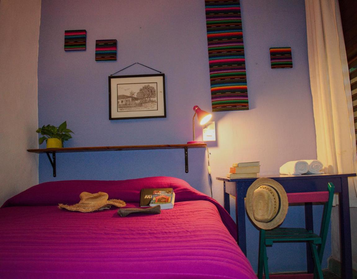 Hostel Candelaria Валядолид Екстериор снимка