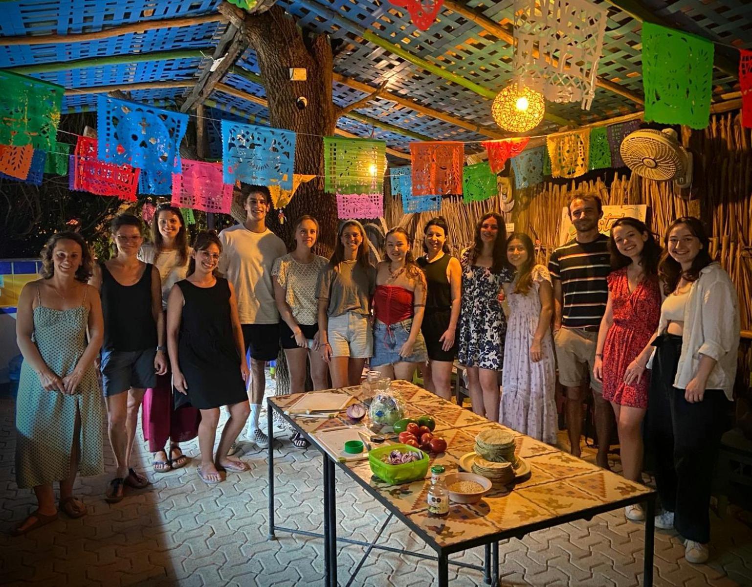 Hostel Candelaria Валядолид Екстериор снимка