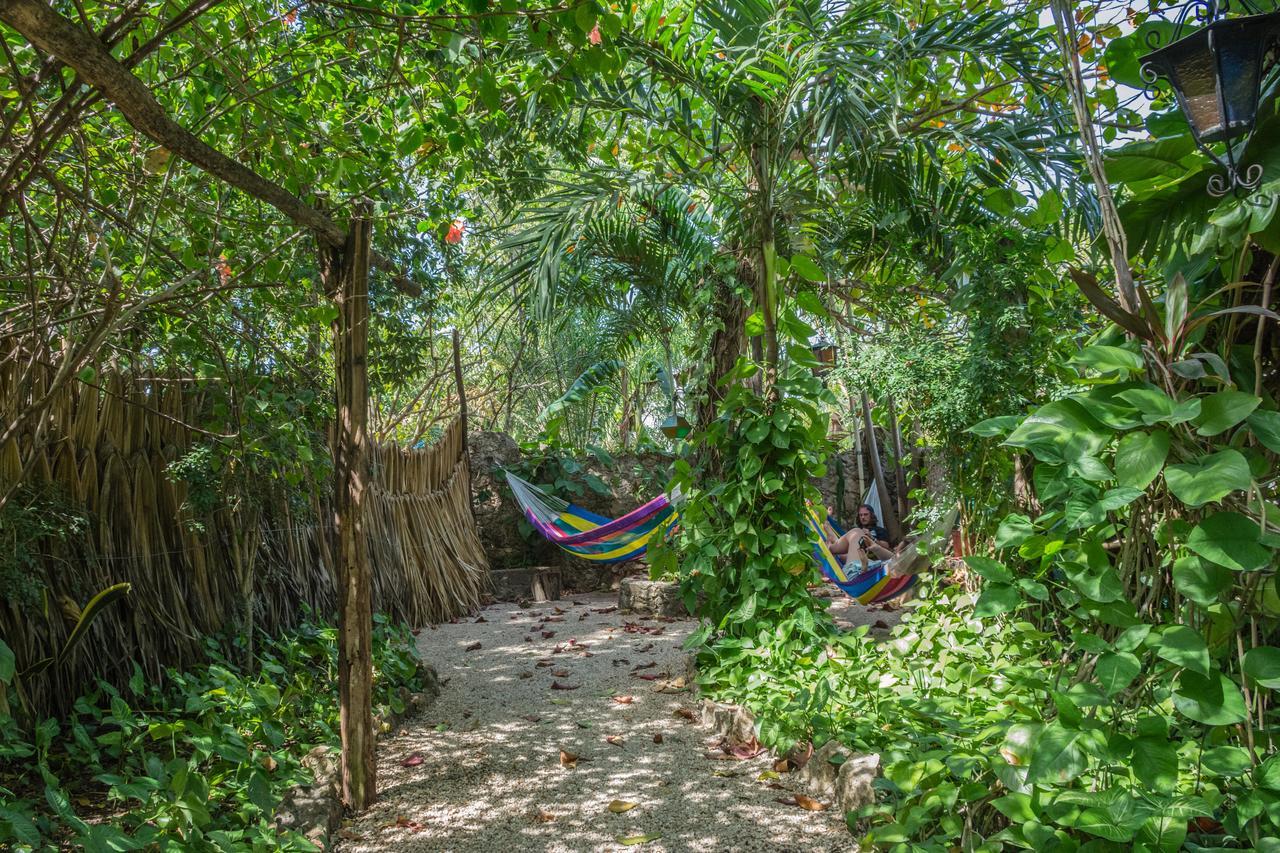 Hostel Candelaria Валядолид Екстериор снимка